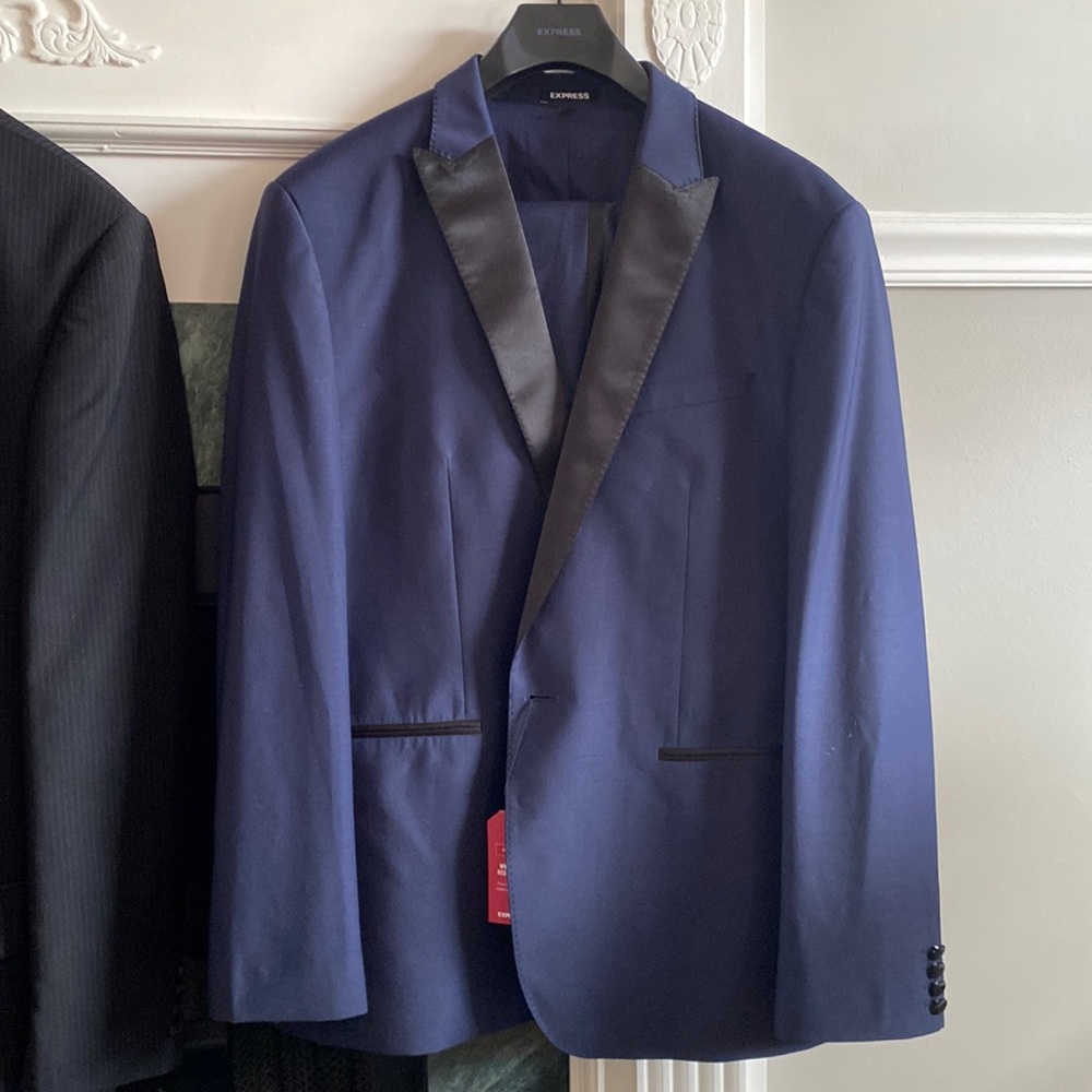 Men’s Express brand 2 piece suite